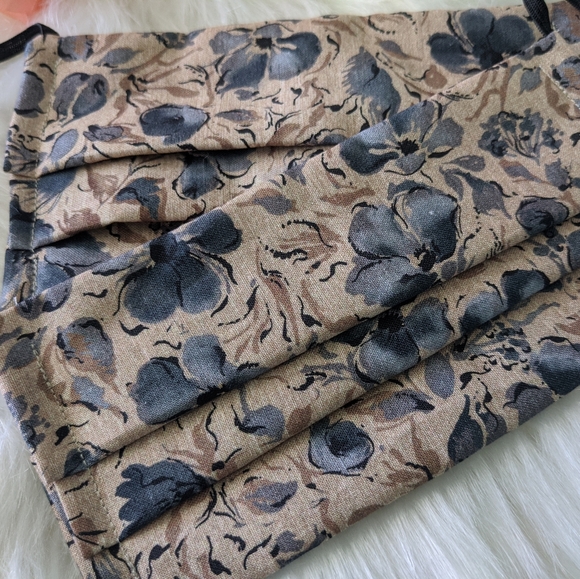 Two Face Masks - Floral 2 - Picture 3 of 5